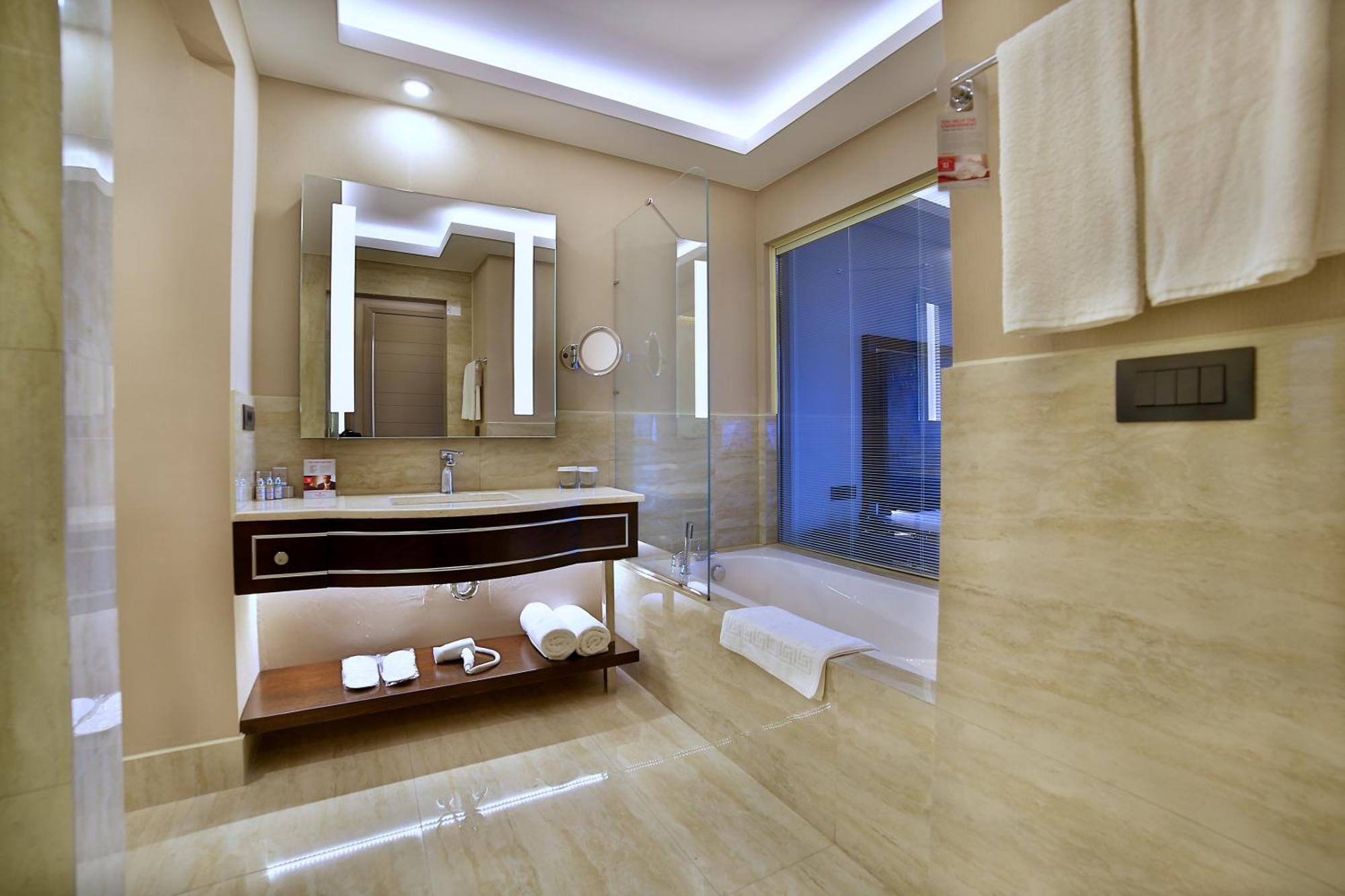 Ramada By Wyndham Iskenderun Otel Dış mekan fotoğraf